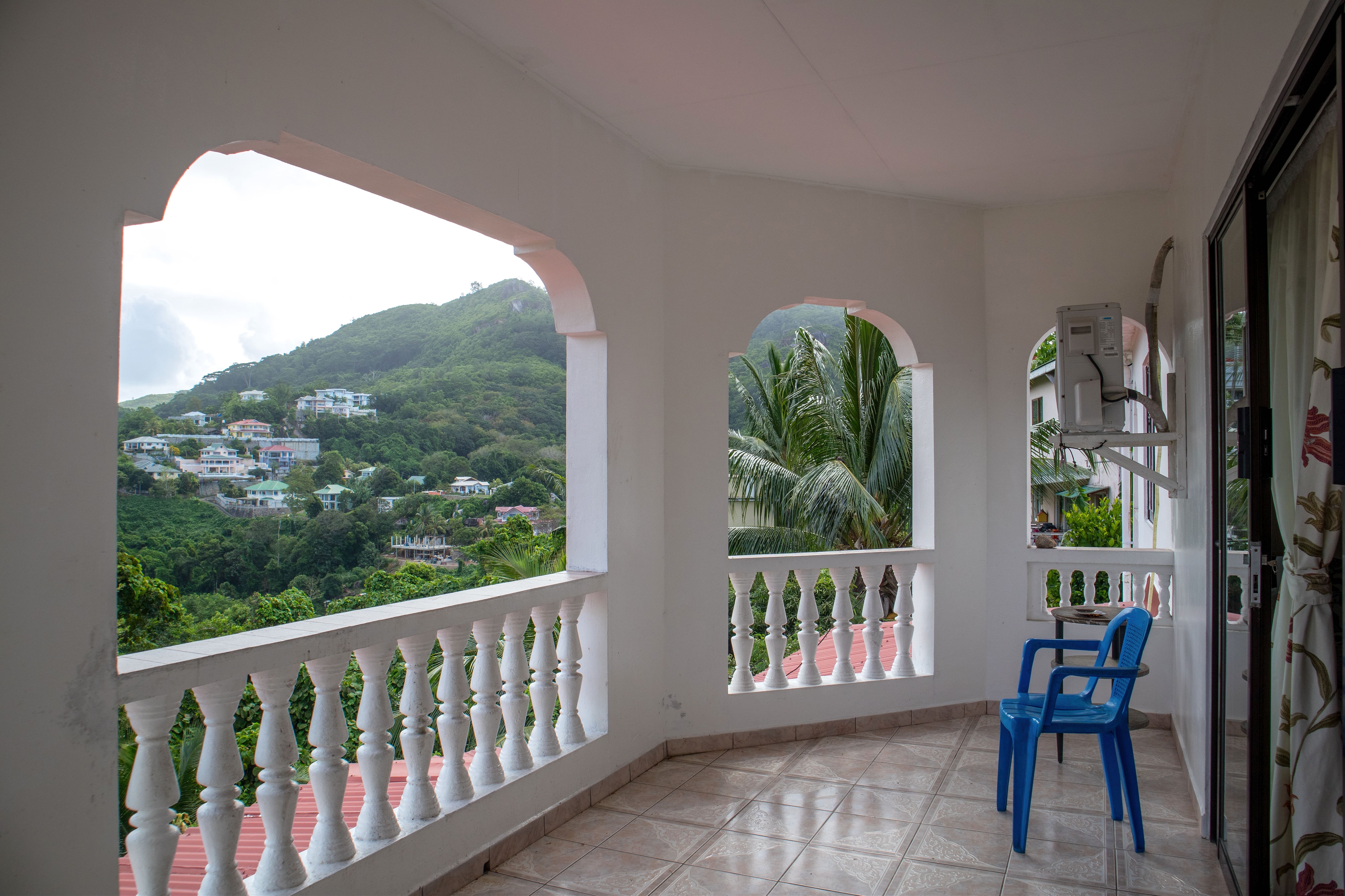 Veranda Mountain View