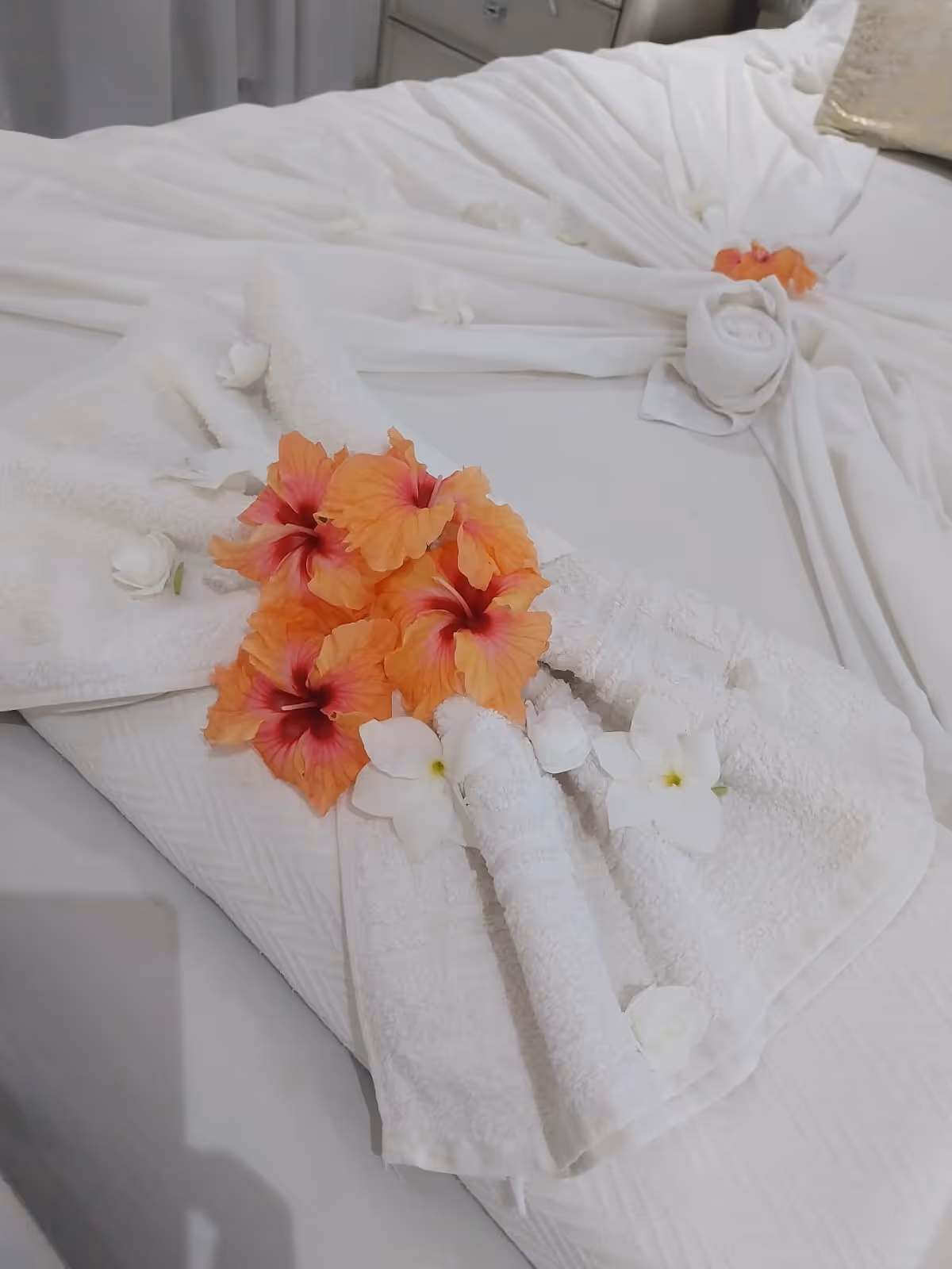 Bedroom Emerald House