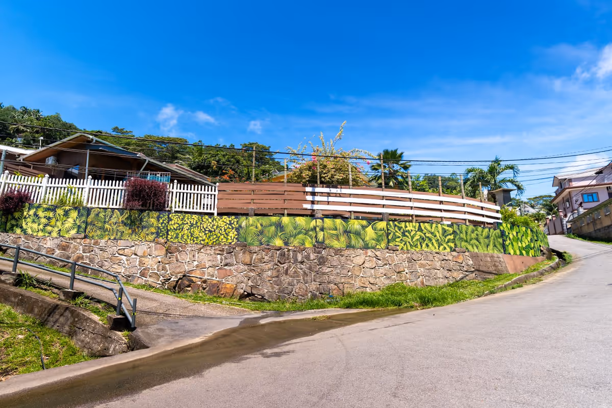 Street view Lighthouse 65