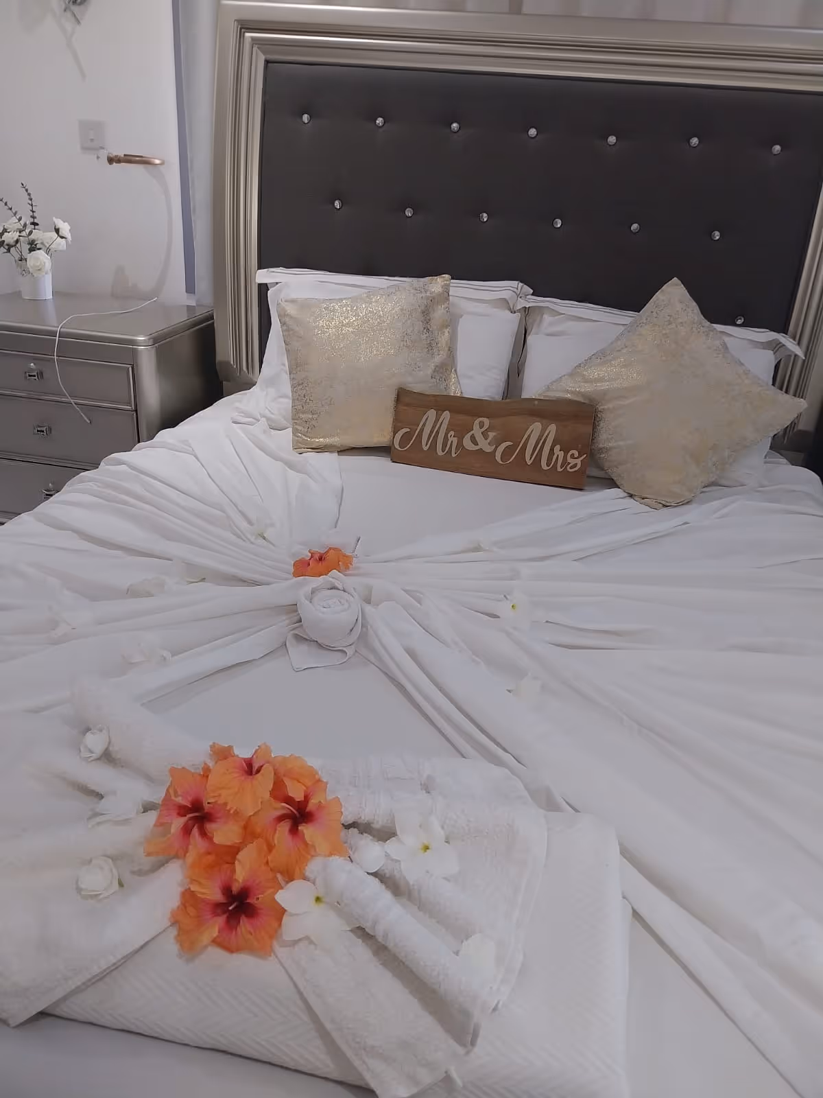 Room primary image