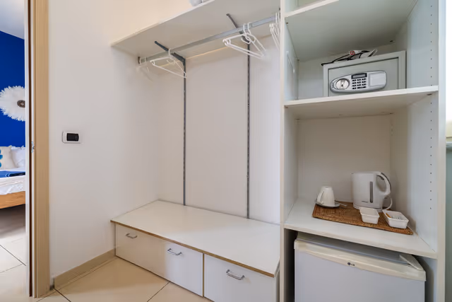 Wardrobe Villa Roscia