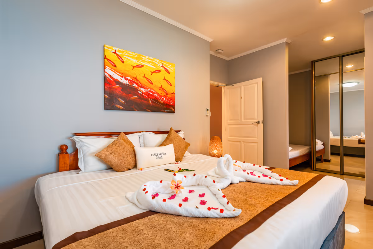 Superior Deluxe - Bedroom