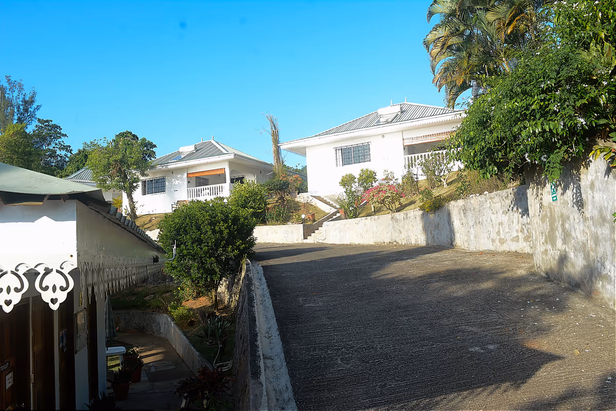 Streetview Chepsted Chalets