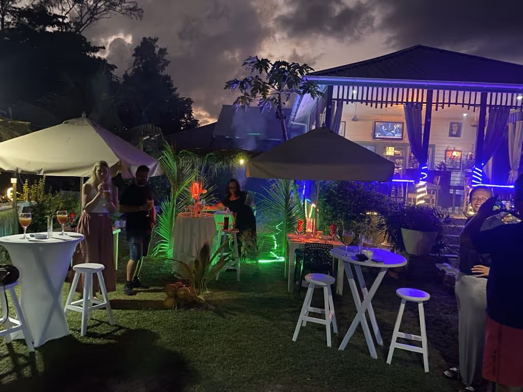 Garden wedding Diamond House