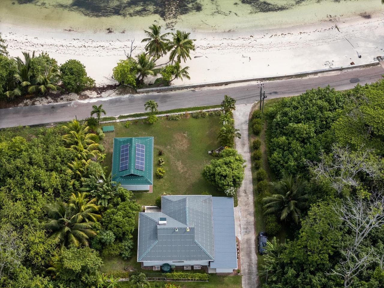 Aerial shot Peax Villa