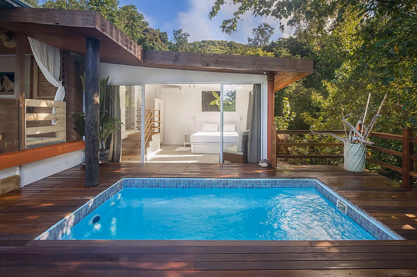 La Pointe Beach Huts